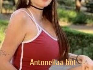 Antonellaa_hot