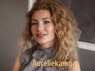 aureliekamya Single Spass
