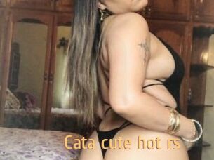 Cata_cute_hot_rs