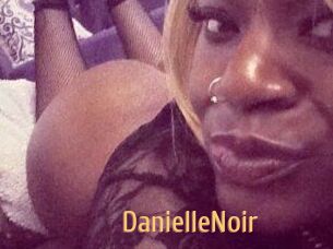 DanielleNoir