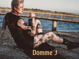 Domme_J