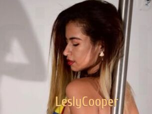 LeslyCooper