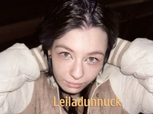 leiladunnuck Single Spass