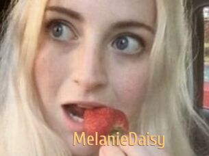Melanie_Daisy