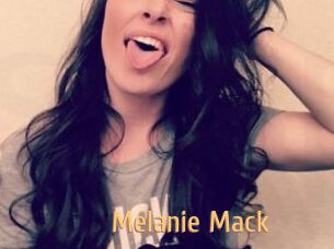 Melanie_Mack