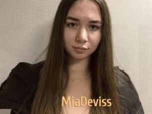 MiaDeviss