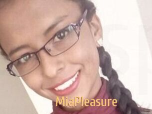 Mia_Pleasure