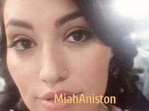 MiahAniston