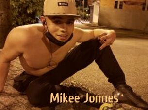 Mikee_Jonnes
