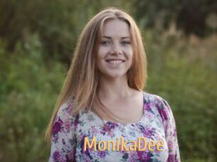 MonikaDee
