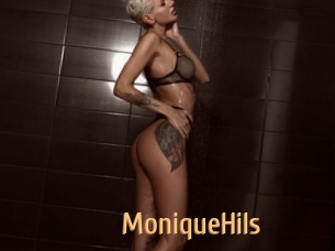 MoniqueHils Single Spass