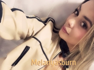 melanyasburn Single Spass