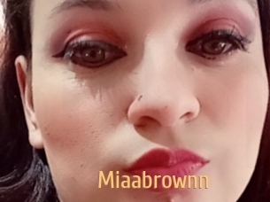 Miaabrownn
