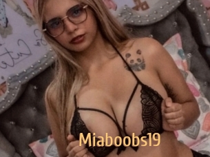 Miaboobs19