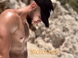 nicholassx Single Spass