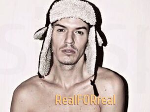 realFORreal Single Spass