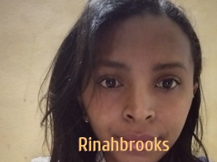 rinahbrooks Single Spass