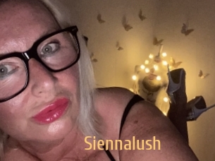 siennalush Single Spass
