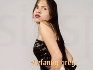 Stefanny_grey