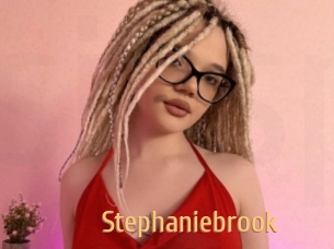 stephaniebrook Single Spass