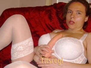 Titsregi Single Spass