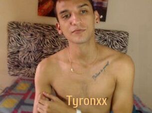 Tyronxx