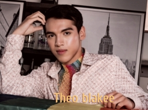 theo_blakee Single Spass